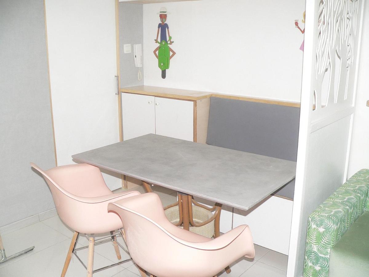 Ferienwohnung Liege Centre 6 Rue Montagne Sainte Walburge, 4000 Liege, Pour 2 Pers A 3 Minutes De La Gare St Lambert Exterior foto